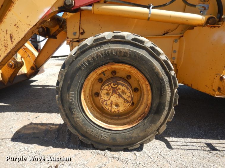 image for item GW9179 1998 John Deere 310E  backhoe