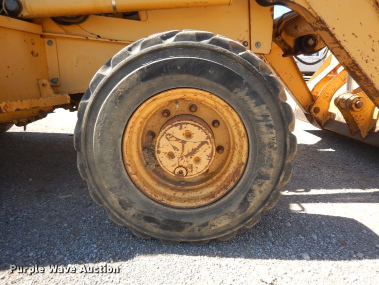 image for item GW9179 1998 John Deere 310E  backhoe