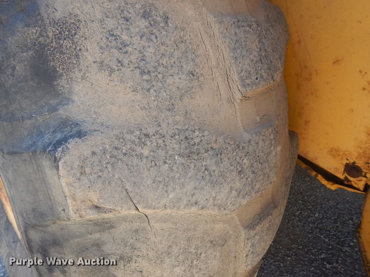 image for item GW9179 1998 John Deere 310E  backhoe