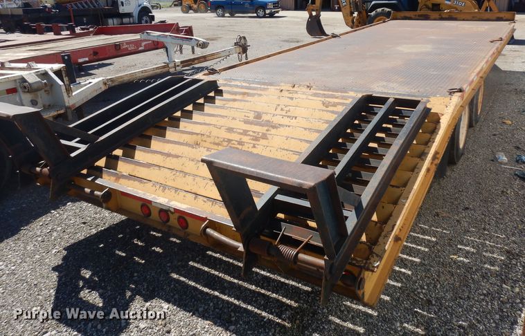 image for item GW9180 1999 Redi Haul equipment trailer