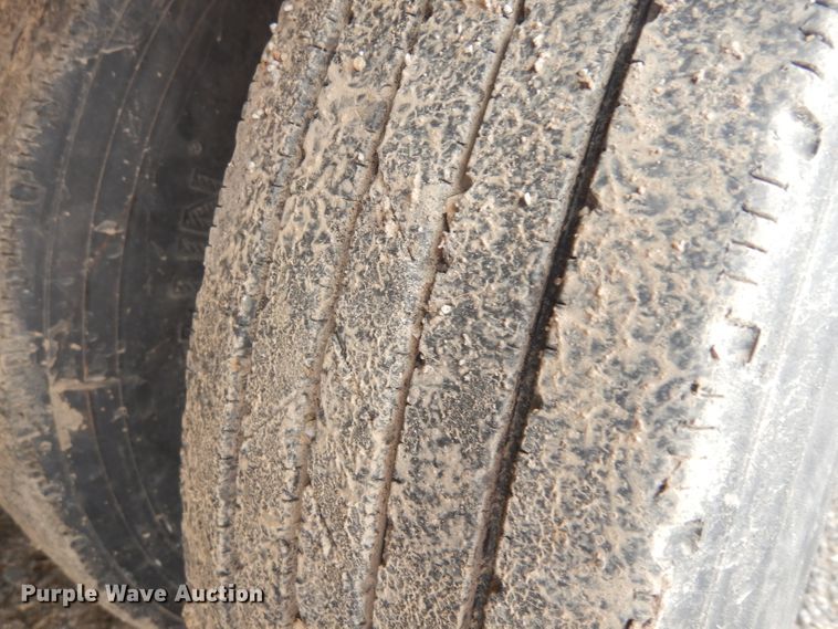 image for item GW9180 1999 Redi Haul equipment trailer