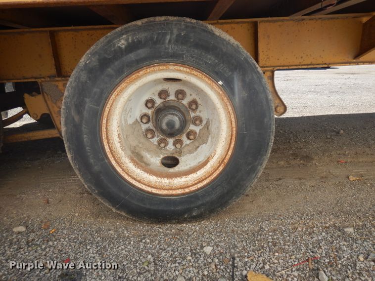 image for item GW9180 1999 Redi Haul equipment trailer