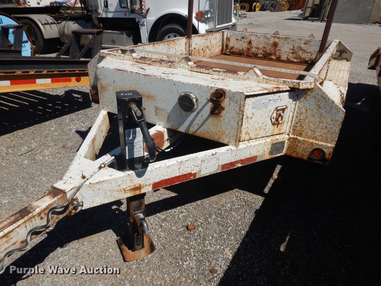 image for item GW9181 1990 Brooks Brothers pole trailer