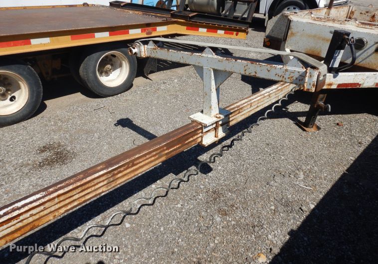 image for item GW9181 1990 Brooks Brothers pole trailer