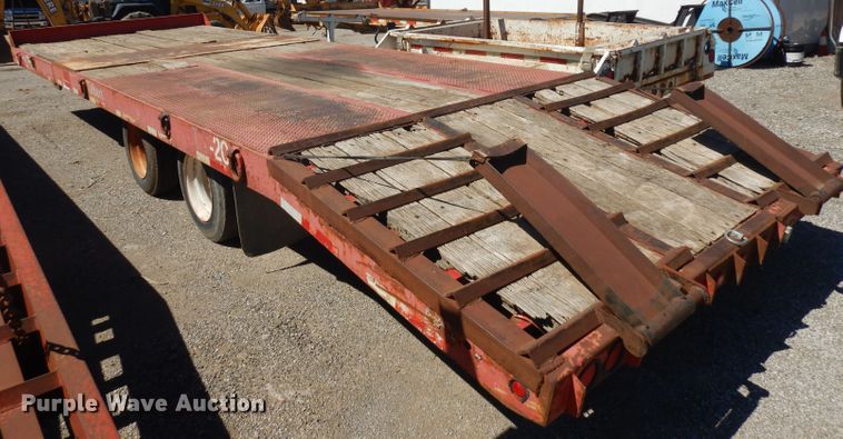 image for item GW9182 2001 Talbert tilt deck equipment trailer