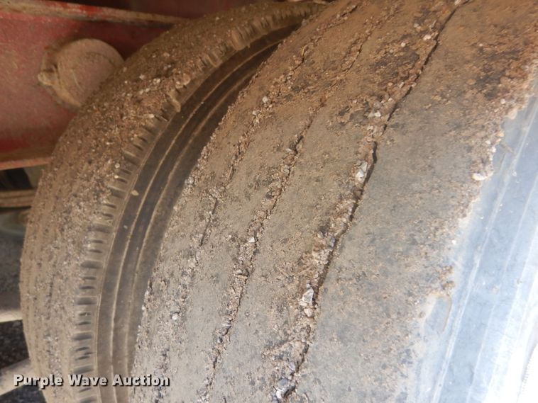 image for item GW9182 2001 Talbert tilt deck equipment trailer