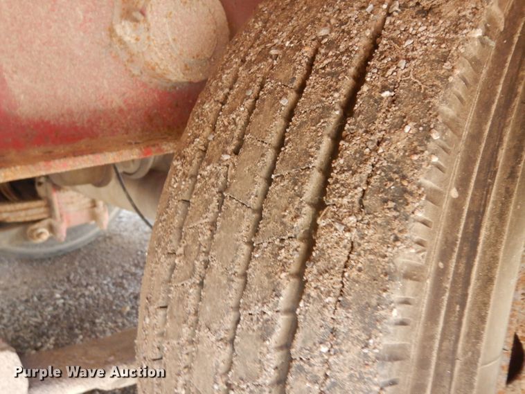 image for item GW9182 2001 Talbert tilt deck equipment trailer