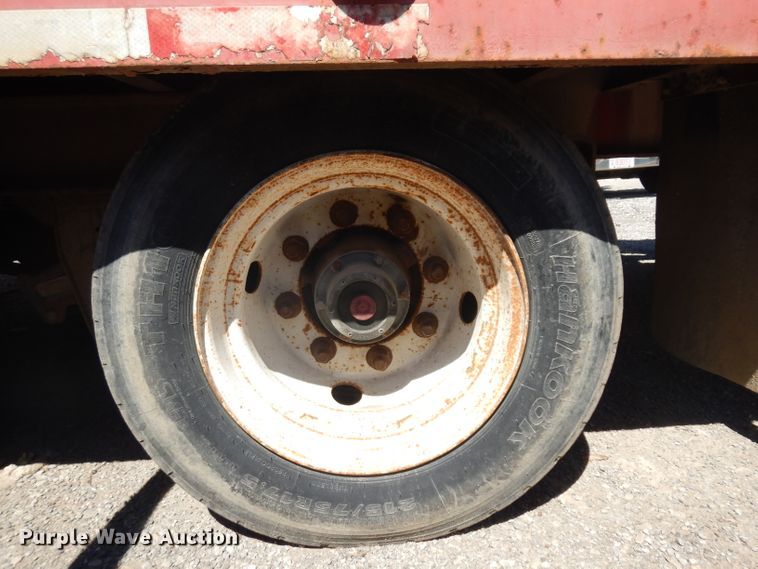 image for item GW9182 2001 Talbert tilt deck equipment trailer