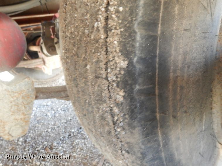 image for item GW9182 2001 Talbert tilt deck equipment trailer