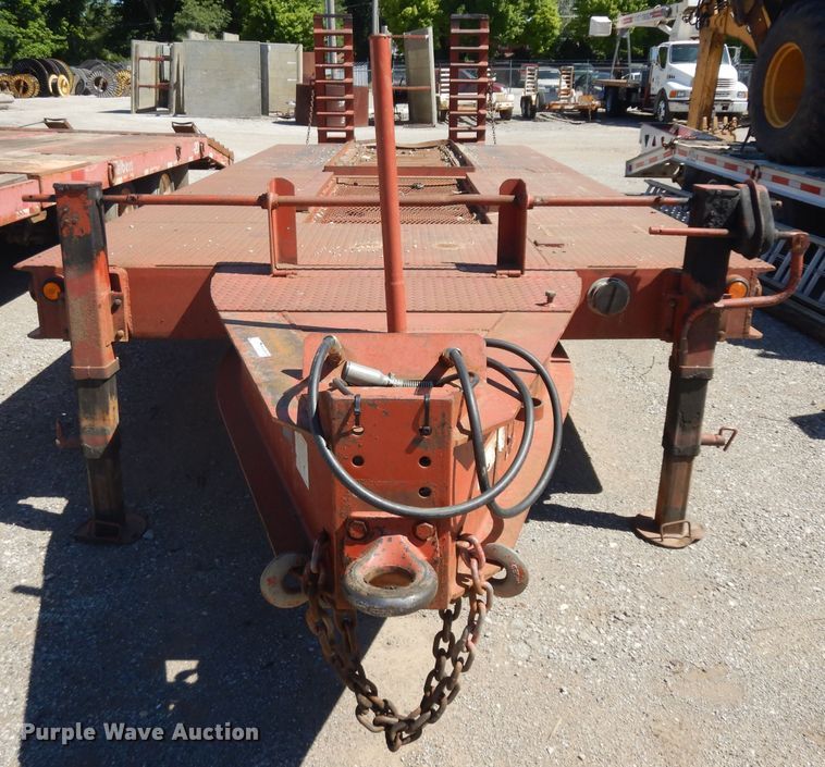 image for item GW9183 2006 Belshe equipment trailer