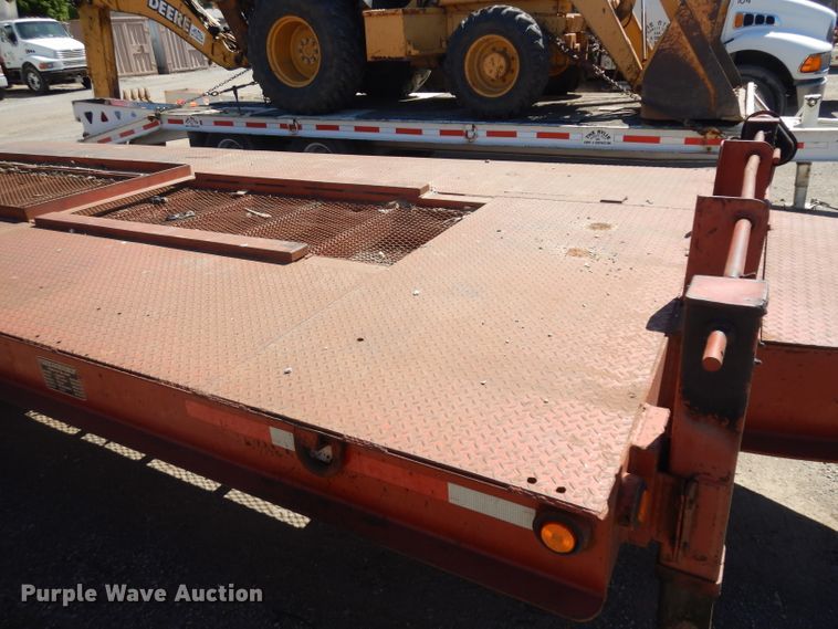 image for item GW9183 2006 Belshe equipment trailer