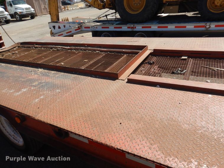 image for item GW9183 2006 Belshe equipment trailer