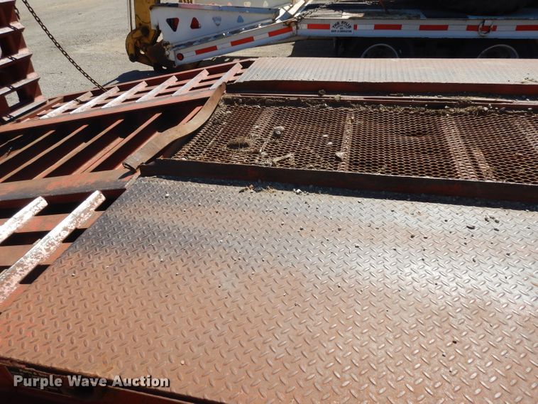 image for item GW9183 2006 Belshe equipment trailer