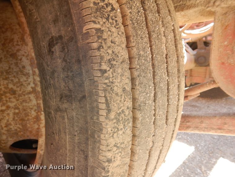 image for item GW9183 2006 Belshe equipment trailer