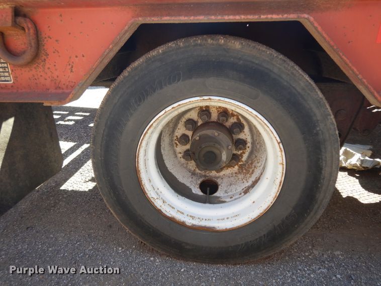 image for item GW9183 2006 Belshe equipment trailer