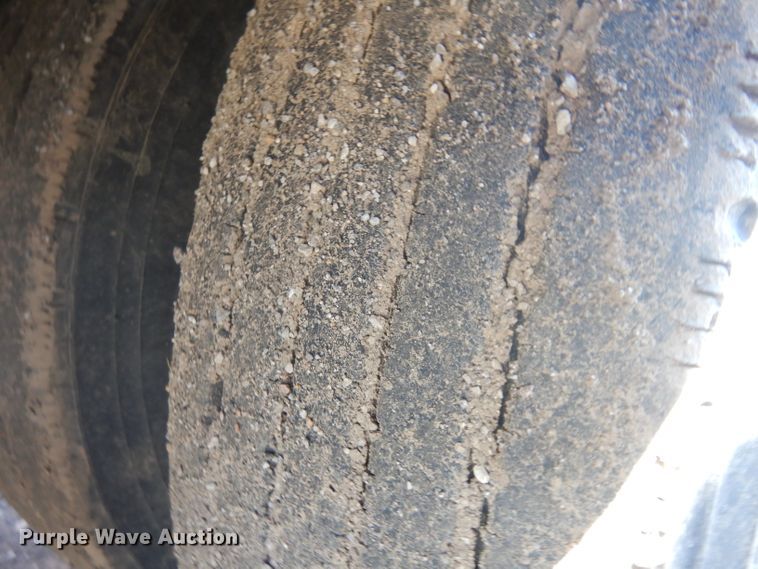 image for item GW9183 2006 Belshe equipment trailer