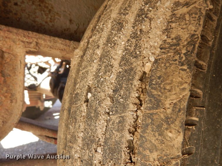 image for item GW9183 2006 Belshe equipment trailer