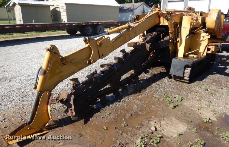 image for item GW9184 Vermeer T600  trencher