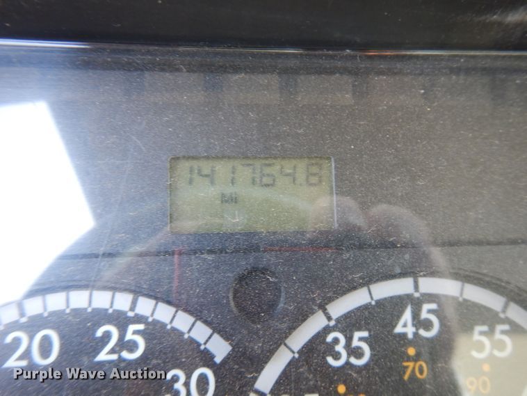 image for item HG9008 2006 Freightliner Business Class M2  flatbed truck