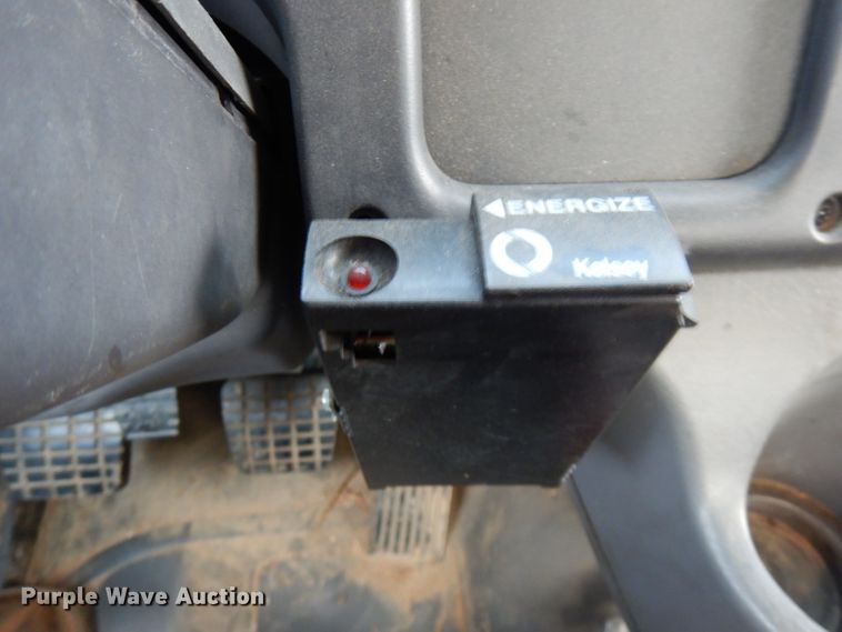 image for item HG9008 2006 Freightliner Business Class M2  flatbed truck