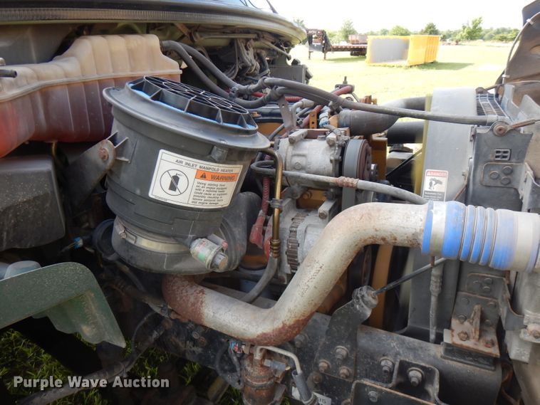 image for item HG9008 2006 Freightliner Business Class M2  flatbed truck