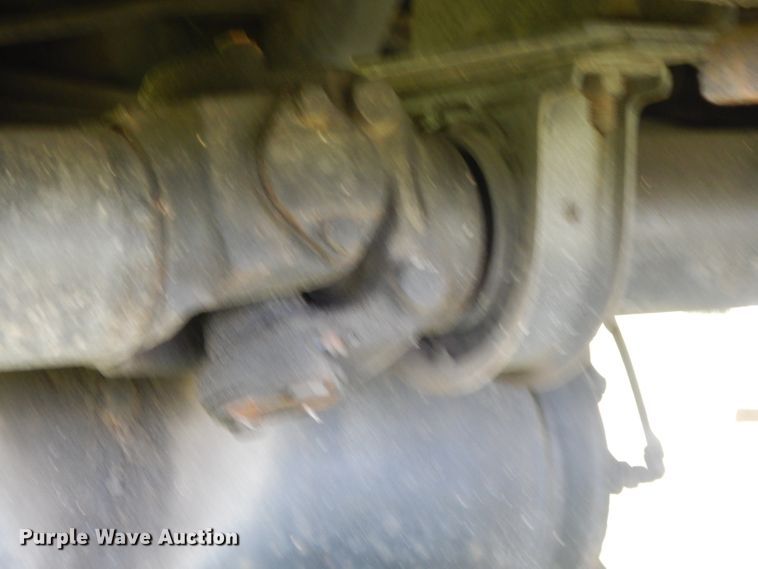 image for item HG9008 2006 Freightliner Business Class M2  flatbed truck