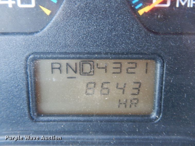 image for item HG9009 2006 International 4400  crane truck