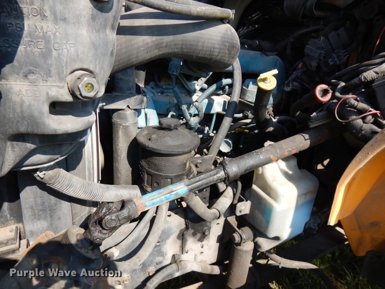 image for item HG9009 2006 International 4400  crane truck