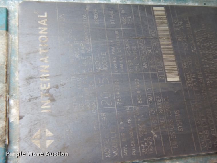 image for item HG9009 2006 International 4400  crane truck