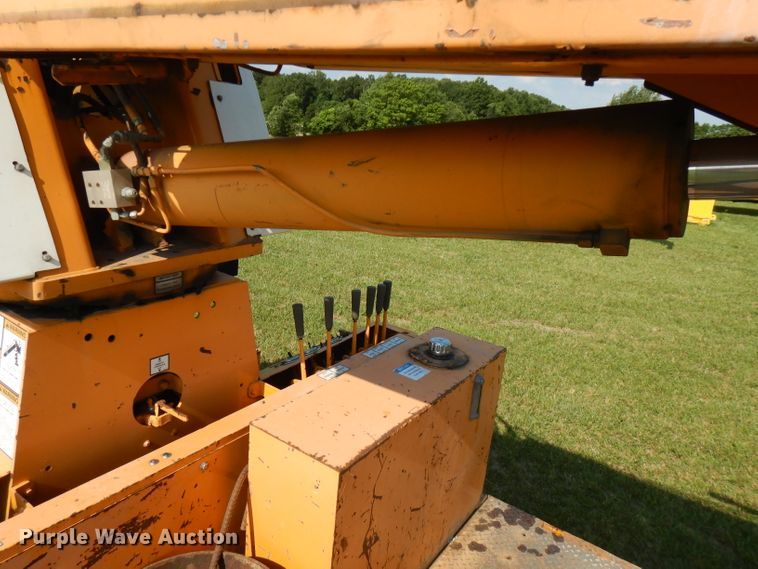 image for item HG9009 2006 International 4400  crane truck