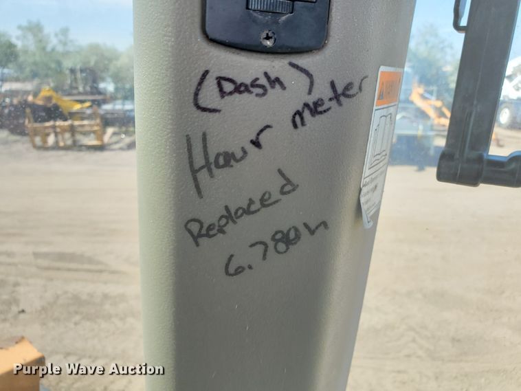 image for item HK9025 2008 Case 621E  wheel loader