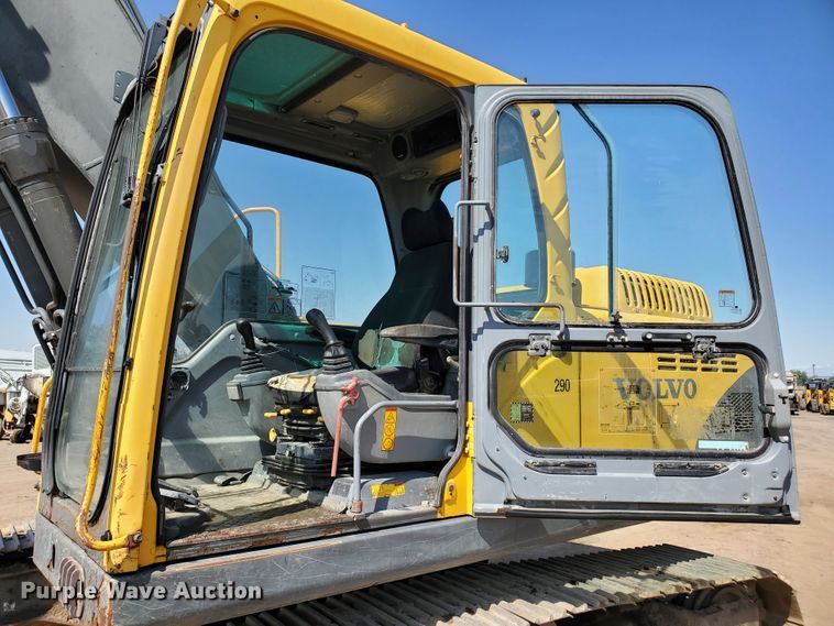 image for item HK9026 2004 Volvo EC210B LC  excavator
