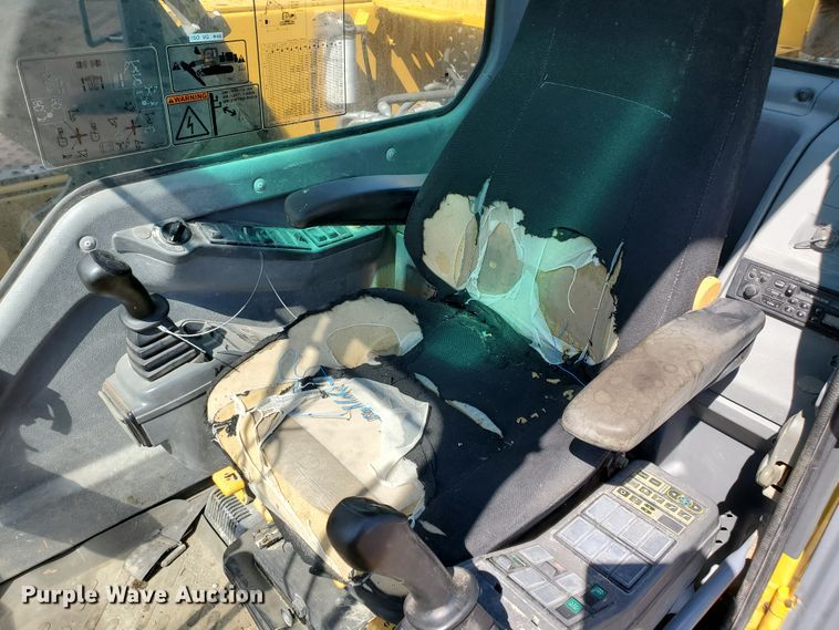 image for item HK9026 2004 Volvo EC210B LC  excavator