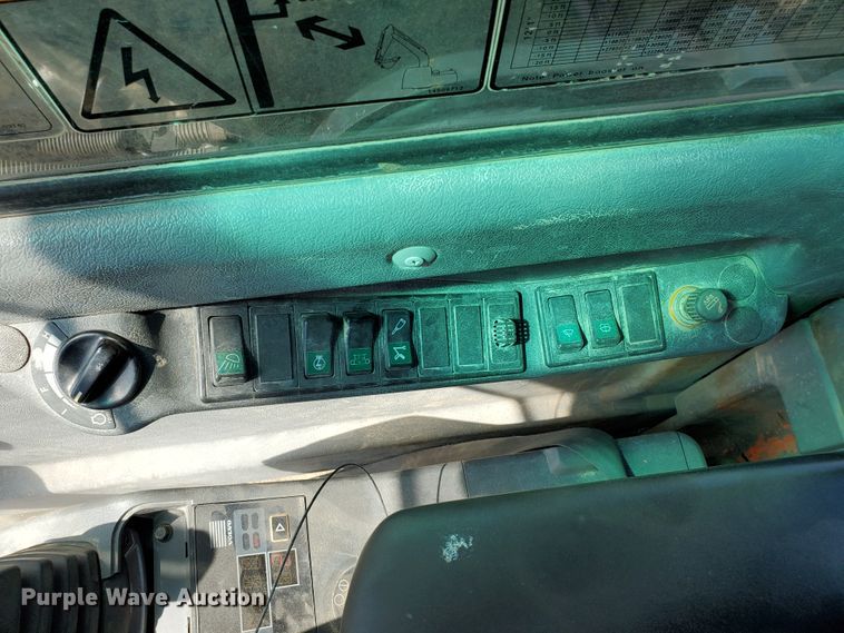 image for item HK9026 2004 Volvo EC210B LC  excavator