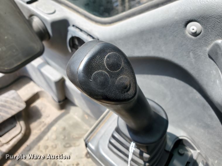 image for item HK9026 2004 Volvo EC210B LC  excavator