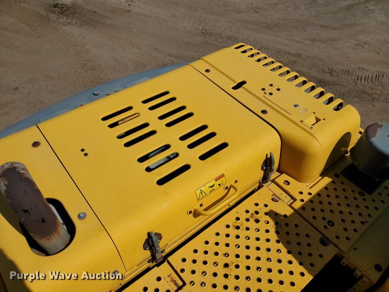 image for item HK9026 2004 Volvo EC210B LC  excavator