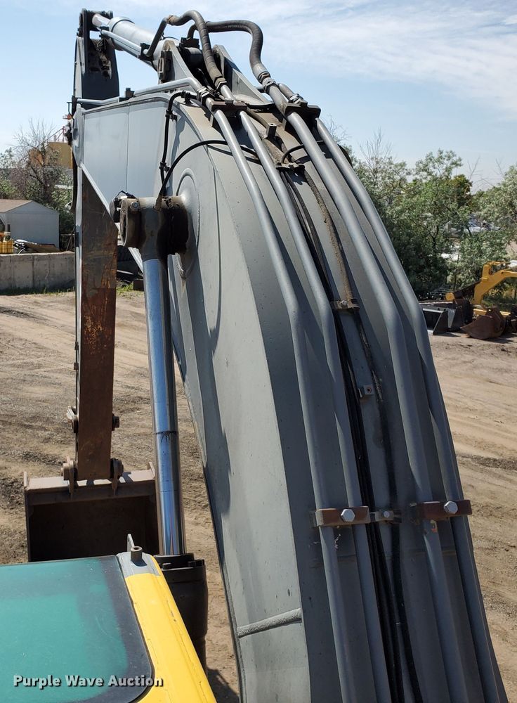 image for item HK9026 2004 Volvo EC210B LC  excavator