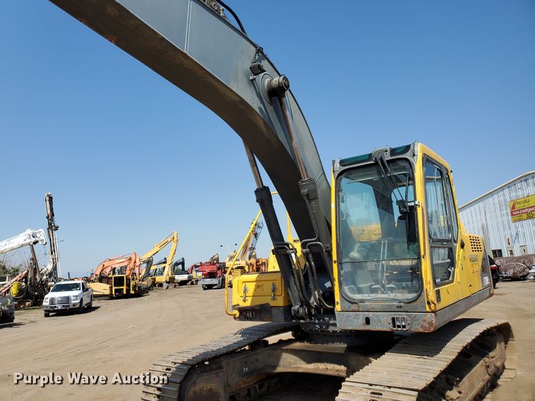 image for item HK9026 2004 Volvo EC210B LC  excavator