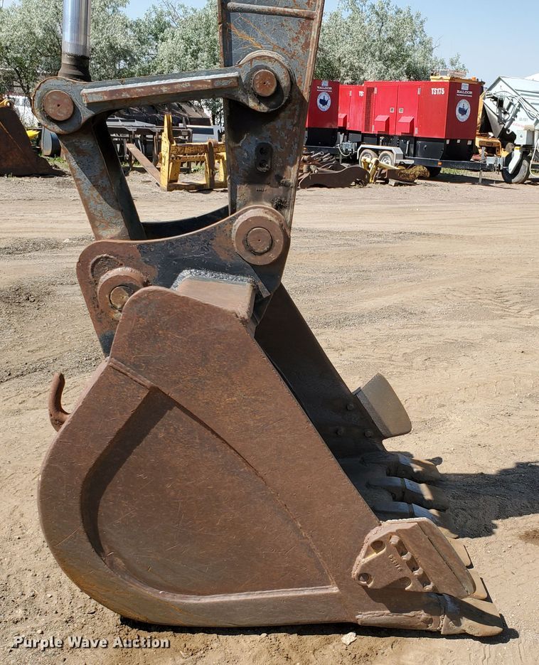 image for item HK9026 2004 Volvo EC210B LC  excavator