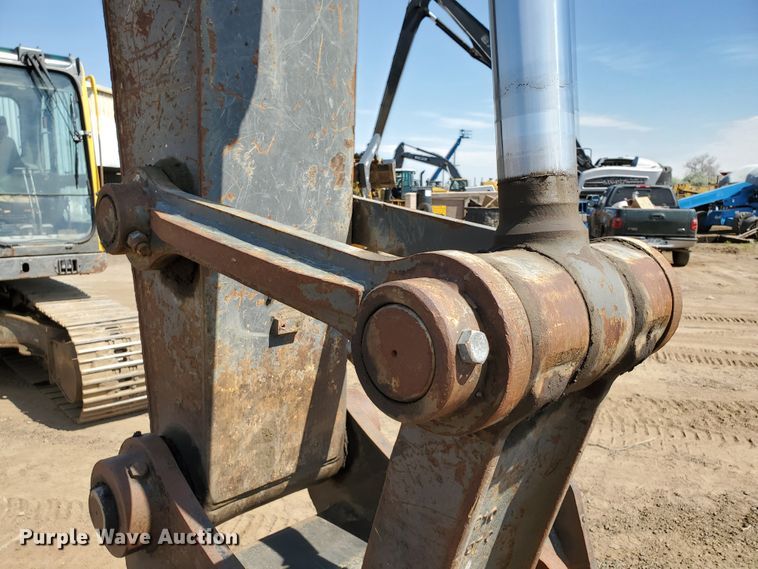 image for item HK9026 2004 Volvo EC210B LC  excavator