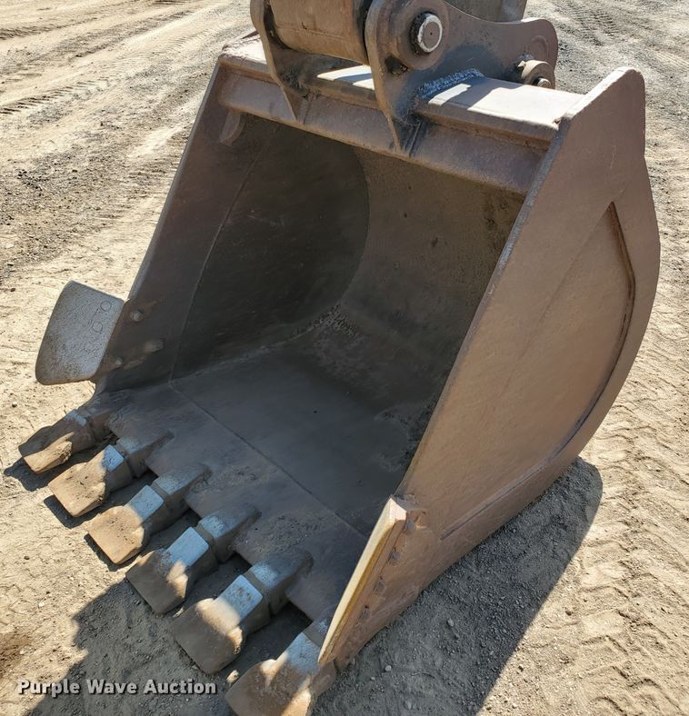 image for item HK9026 2004 Volvo EC210B LC  excavator