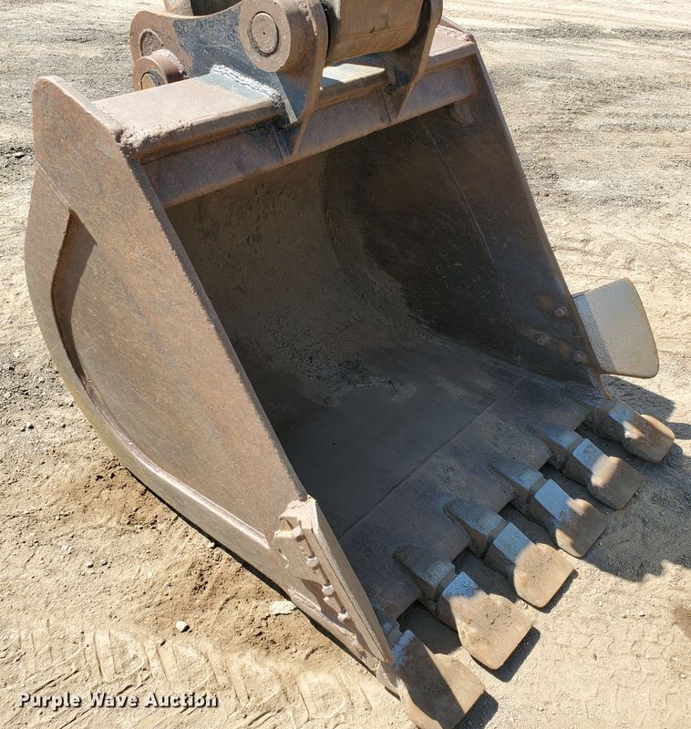 image for item HK9026 2004 Volvo EC210B LC  excavator