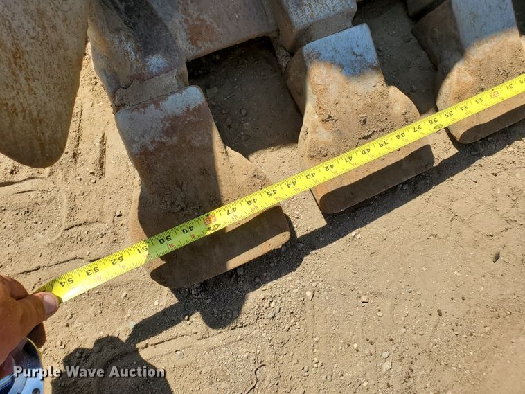 image for item HK9026 2004 Volvo EC210B LC  excavator