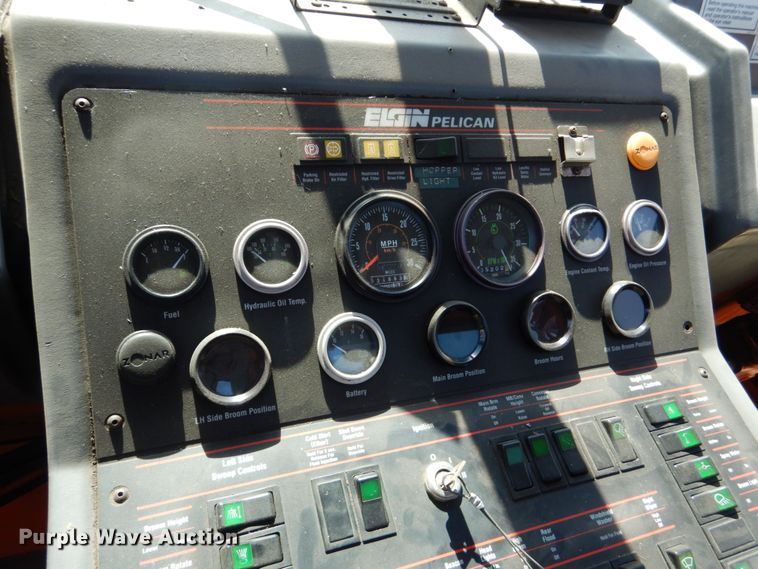 image for item HK9027 1998 Elgin Pelican P  Sweeper