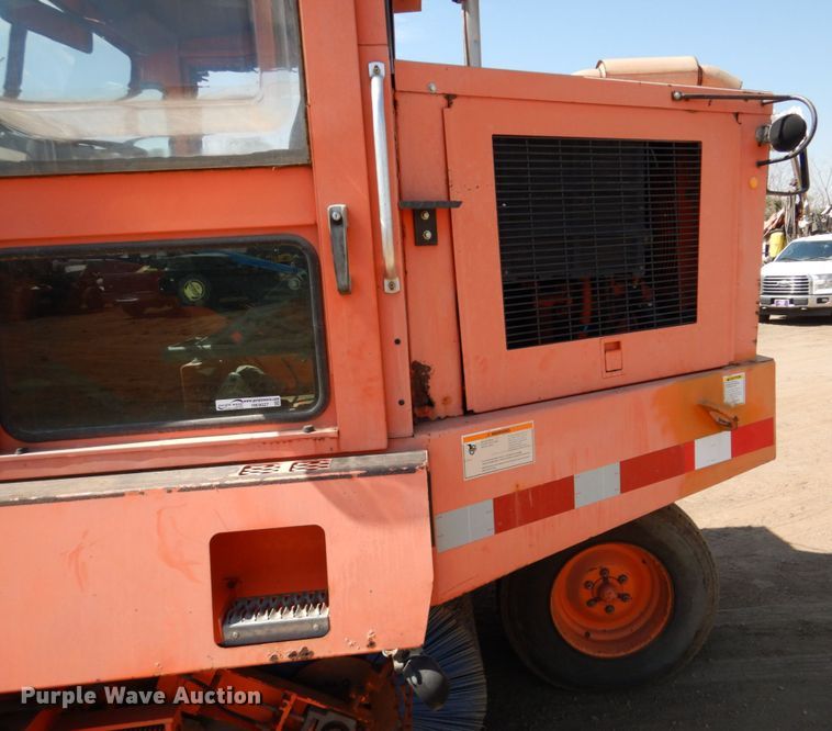 image for item HK9027 1998 Elgin Pelican P  Sweeper