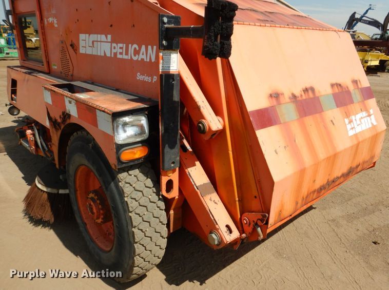 image for item HK9027 1998 Elgin Pelican P  Sweeper