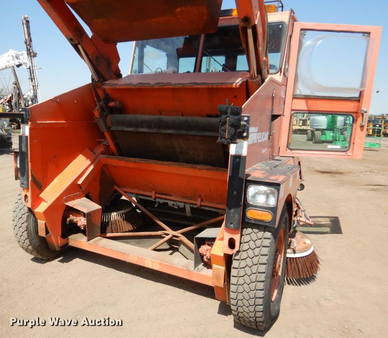 image for item HK9027 1998 Elgin Pelican P  Sweeper