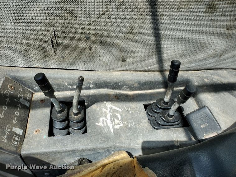 image for item HK9029 2013 Caterpillar TL1055C  telehandler