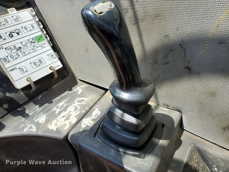 image for item HK9029 2013 Caterpillar TL1055C  telehandler