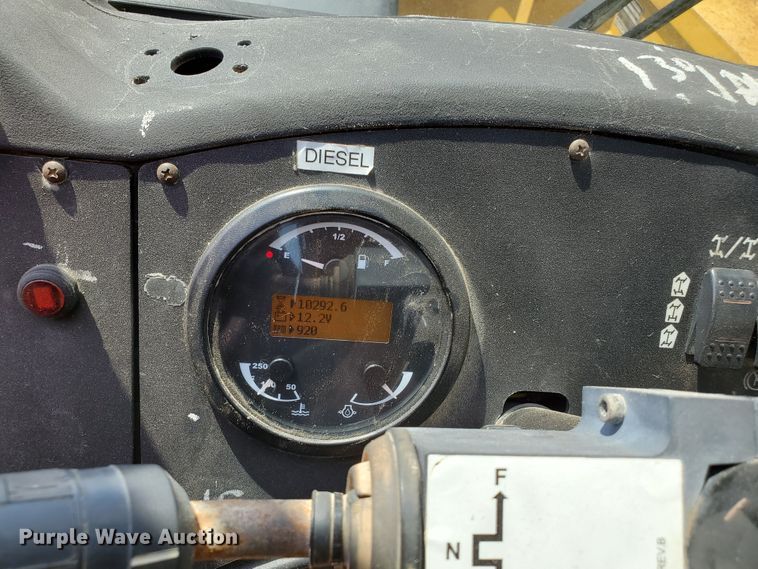 image for item HK9029 2013 Caterpillar TL1055C  telehandler